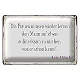 Vintage Coco Chanel Zitat Blechschild | Dekoratives Retro-Schild für Zuhause und Büro | Tolles Geschenk für Mode- und Designliebhaber | 40 cm x 30